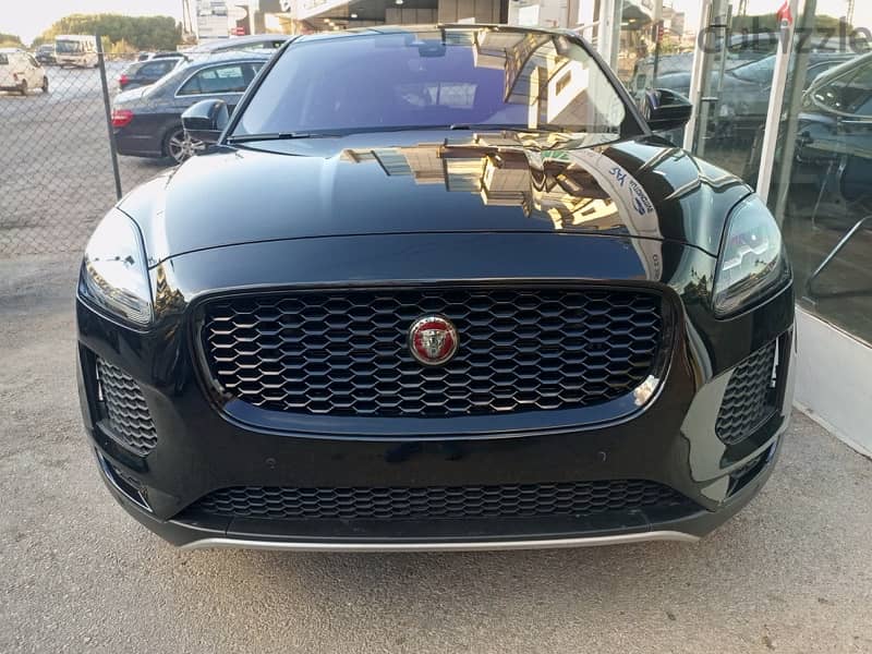 Jaguar E-Pace 2018 1