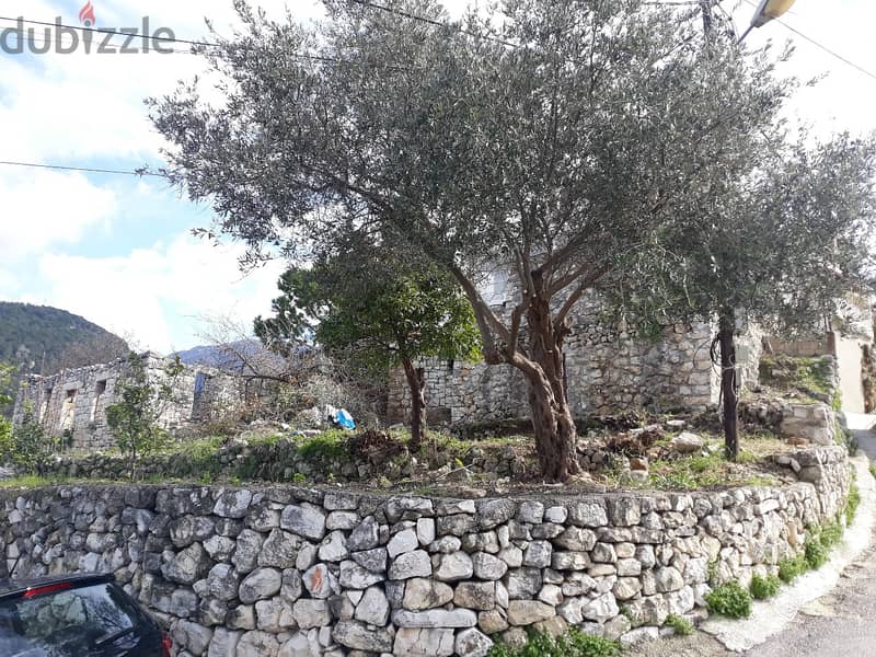 L16191 - Land With An Old House For Sale in Ghazir 5