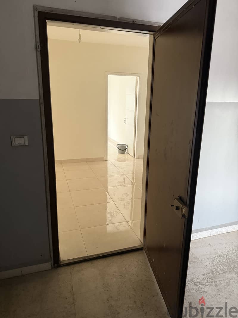 Apartment for sale in Tripoli شقة للبيع في طرابلس 5