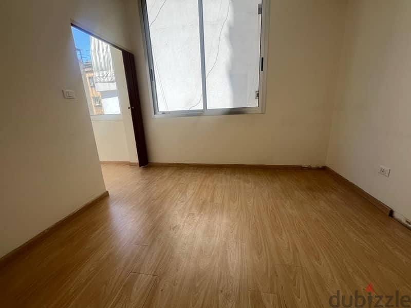 Apartment for sale in badaro شقة للبيع في بدارو 6