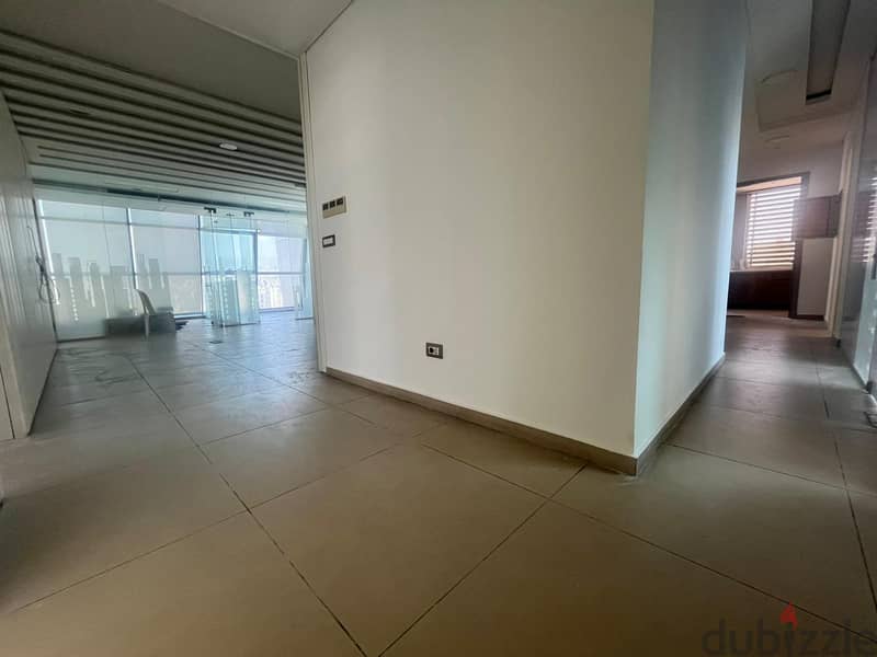 Office for Sale in Badaro مكتب واسع للبيع في بدارو 7