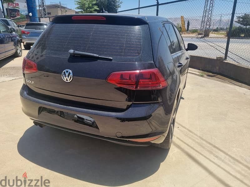 Volkswagen Golf 2016 1