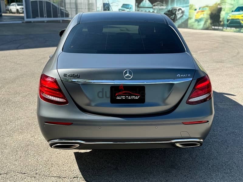 E-Class 400 Gray matt Special edition CleanCarfax 5