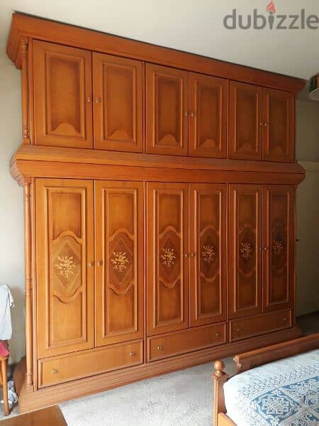 ANTIQUE BEDROOM HAND MADE WOOD 6