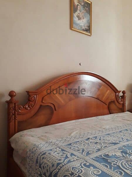 ANTIQUE BEDROOM HAND MADE WOOD 11