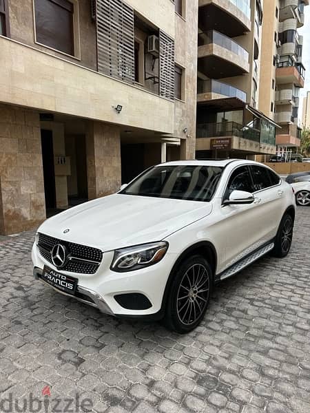 Mercedes GLC 300 coupe 4matic 2017 white on black (clean carfax) 1