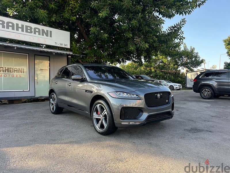 Jaguar F-Pace 2017 3