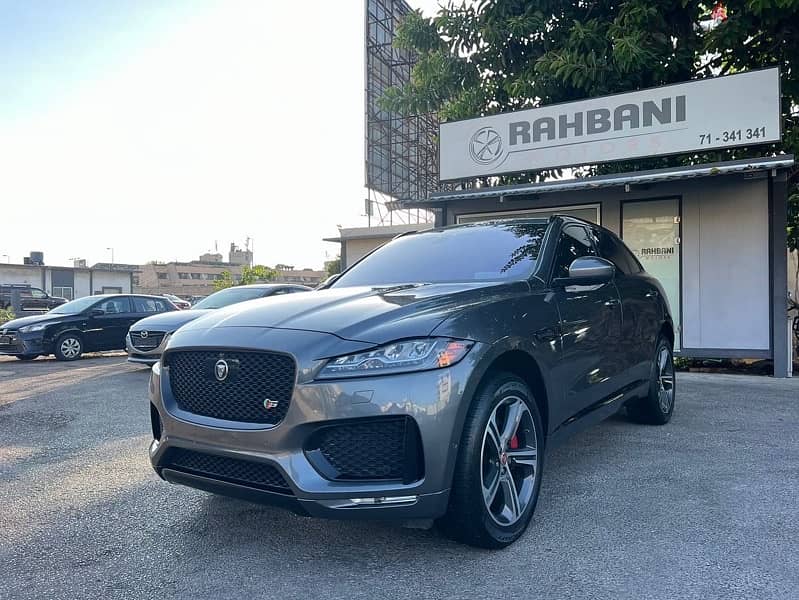 Jaguar F-Pace 2017 4