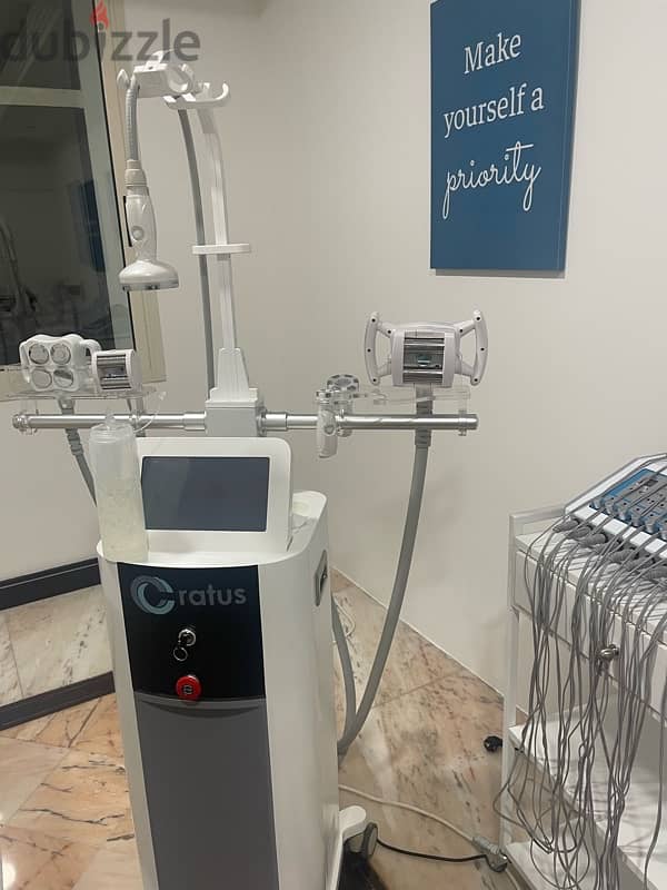 Scale, clinical equipment, chariot, desk, slimming machine for sale 6