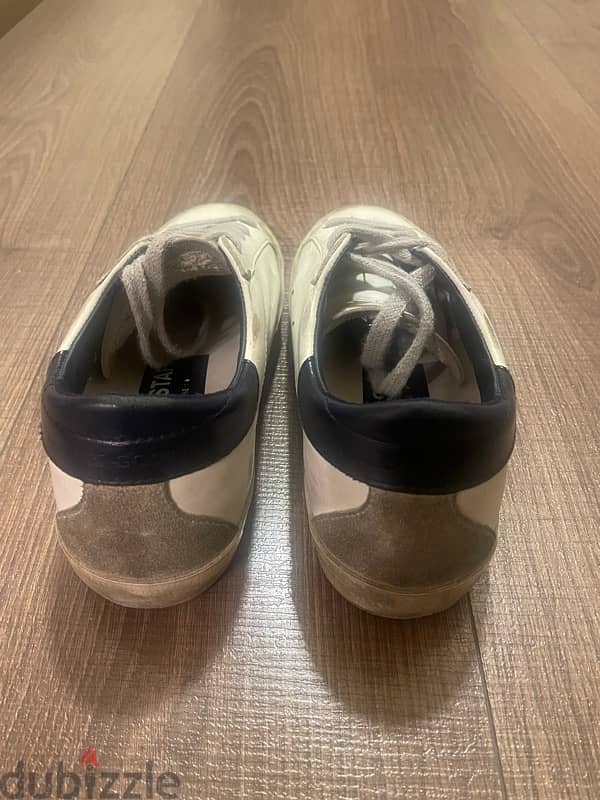 Golden Goose 3