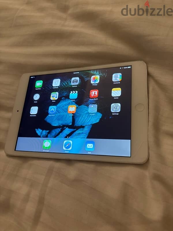 Apple ipad Model A1432 1