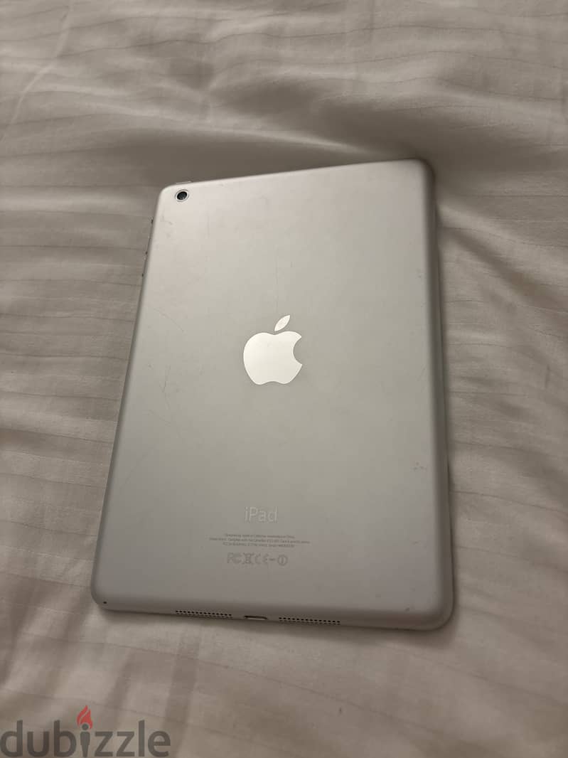 Apple ipad Model A1432 2