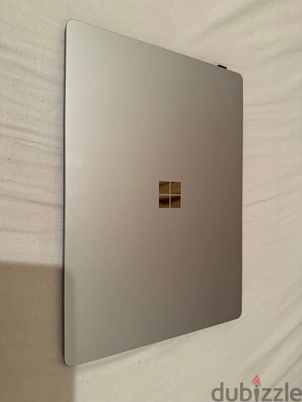 microsoft surface 3  (256gb/8gr) 1