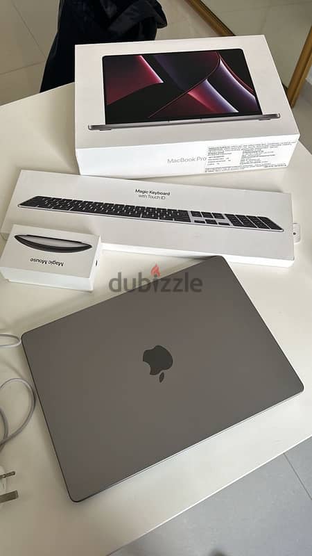 Macbook pro 14” 0