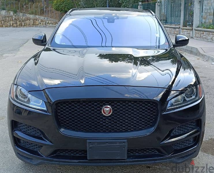 Jaguar F-Pace 2017 black 4