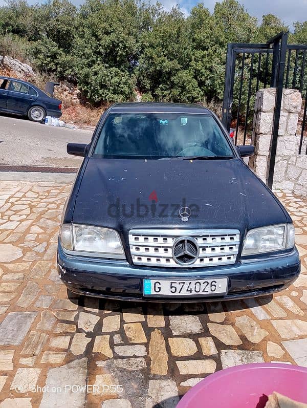 Mercedes-Benz 240/260/280 1996 3