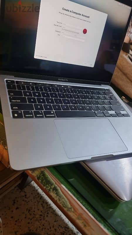 m1 macbook pro 13 500g 8g ram warranty  as new 1