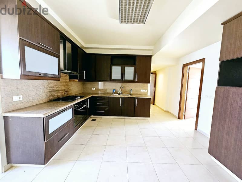 RA24-3675 Spacious Apartment 285m² in Clemenceau is now for rent 13