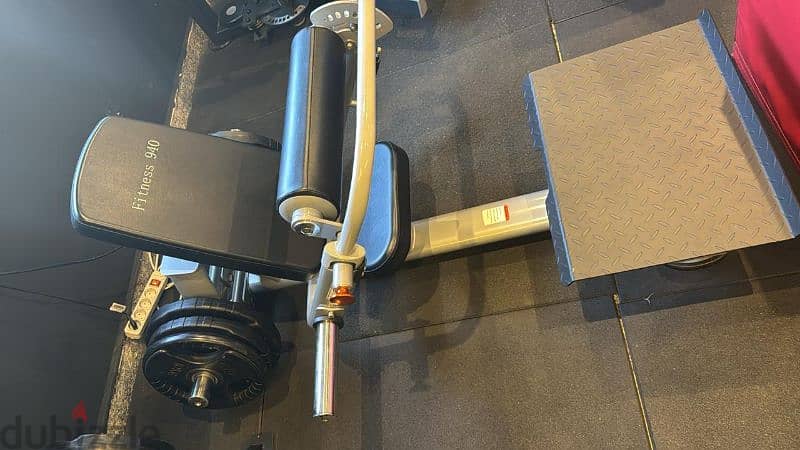 Hip thrust machine & Rowing machine 2