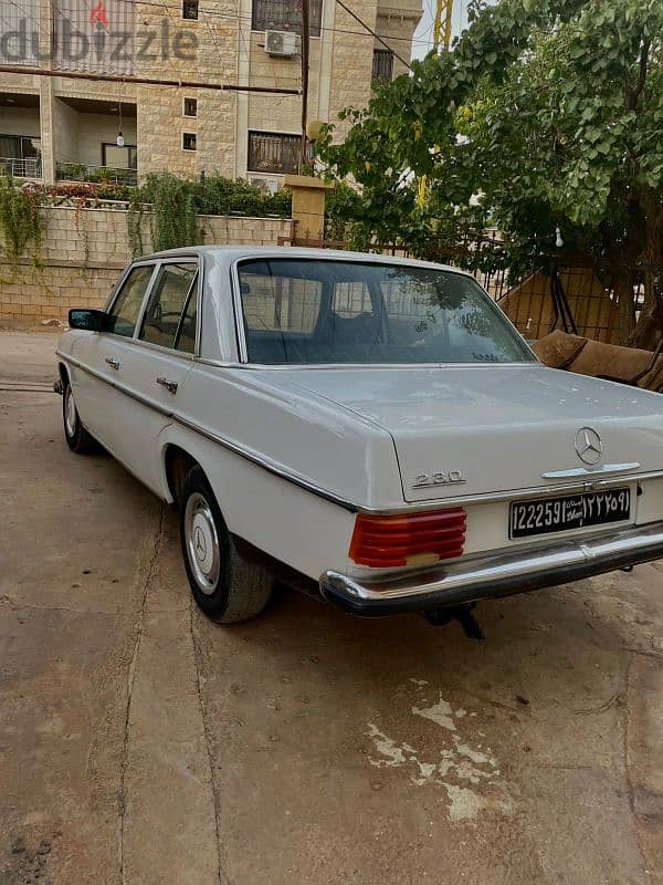 Mercedes-Benz 200 Series 1974 6