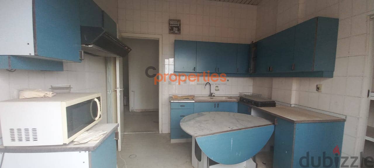 Apartment for sale in aoukar شقة للبيع بعوكر CPCJ21 2