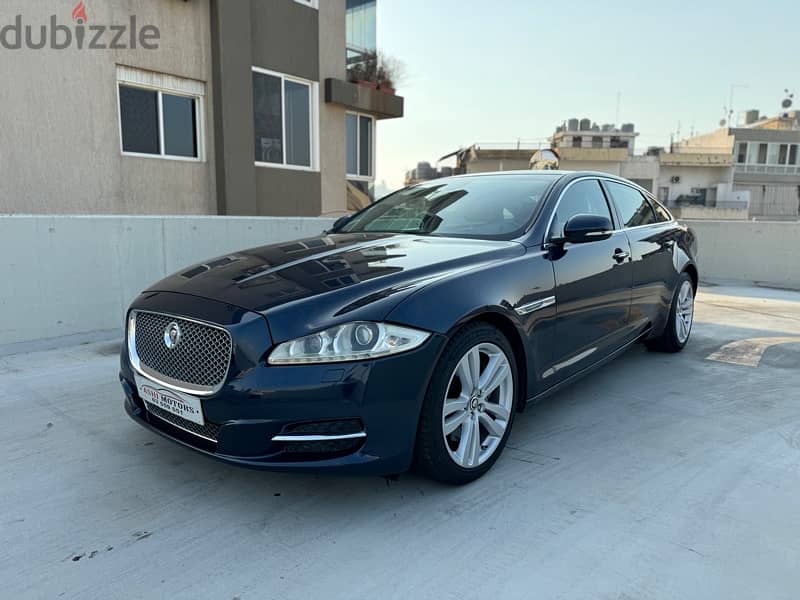 Jaguar XJ 2011 0