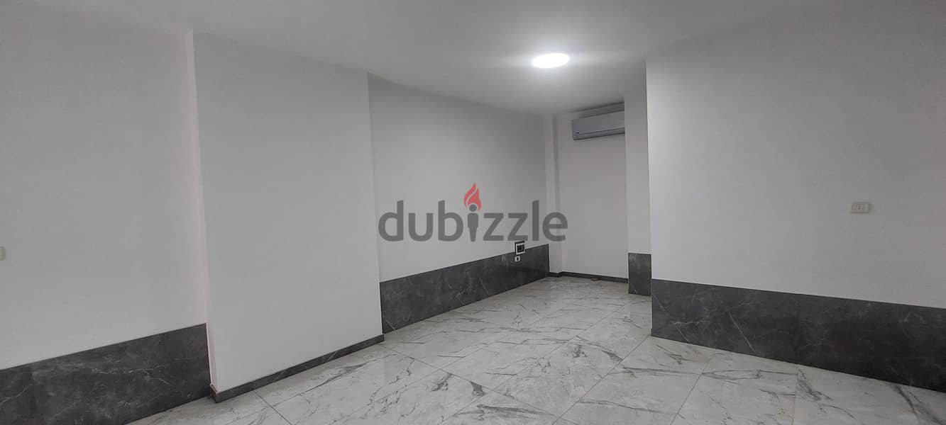 Shop for rent in Zalka محل تجاري للإيجار في الزلقا 4