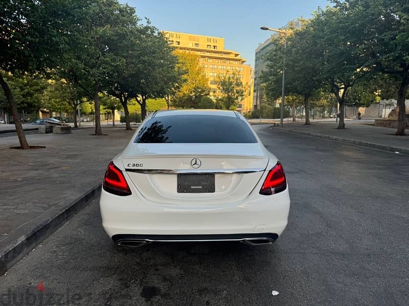 Mercedes-Benz C-Class 2019 7