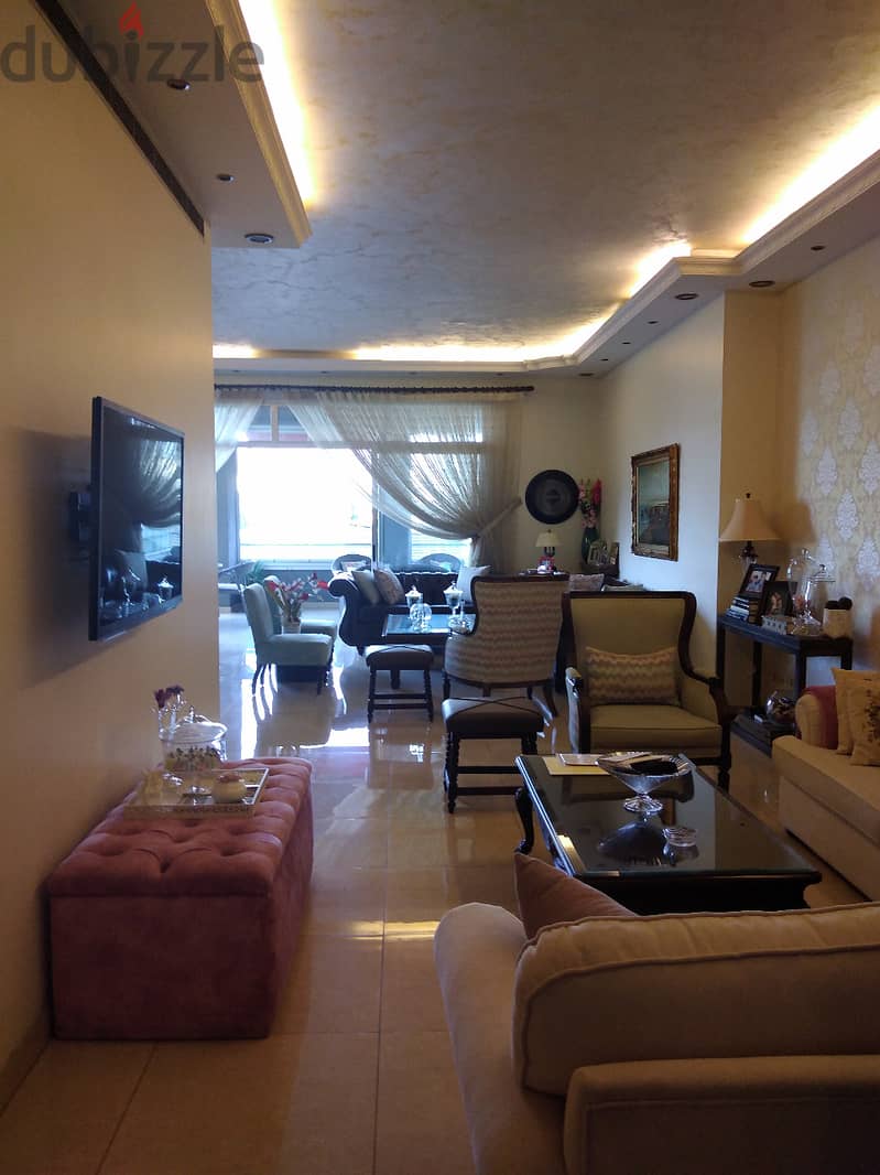 Apartment For Sale in badaro شقة فاخرة للبيع في بدارو 0