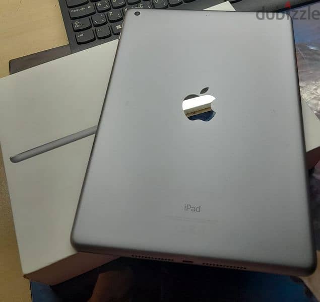 Apple iPad 5v 1