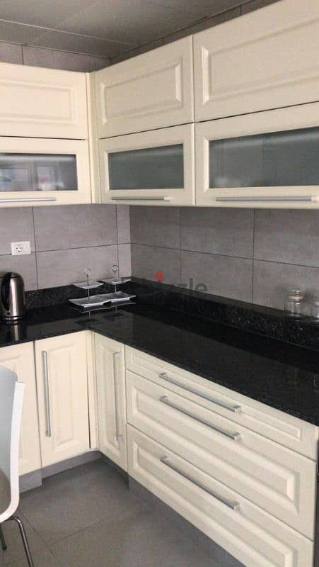 Prime Location l Prestigious 220 SQM Apartment I'm Tallet el Khayat. 10