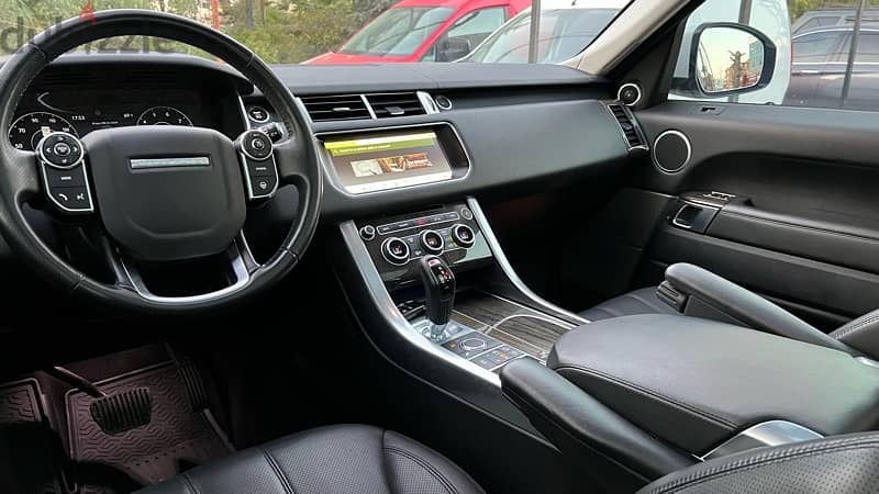 range rover sport supercharjed dynamic 2017 V6 clean carfax 14