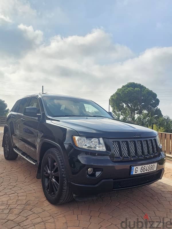 Jeep Grand Cherokee 2012-Altitude black edition 0