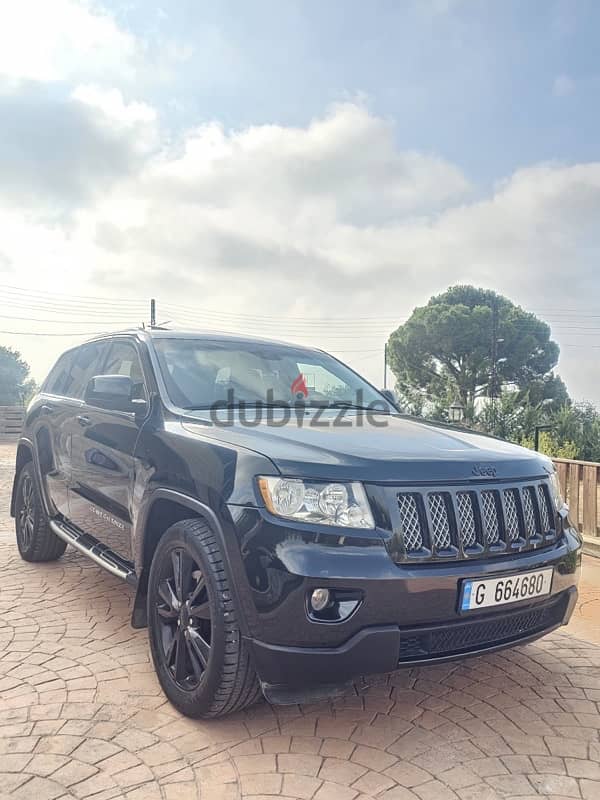 Jeep Grand Cherokee 2012-Altitude black edition 2