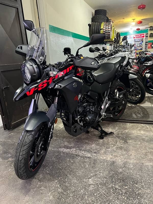 Suzuki Vstrom 250 (2 Cylinders) 2