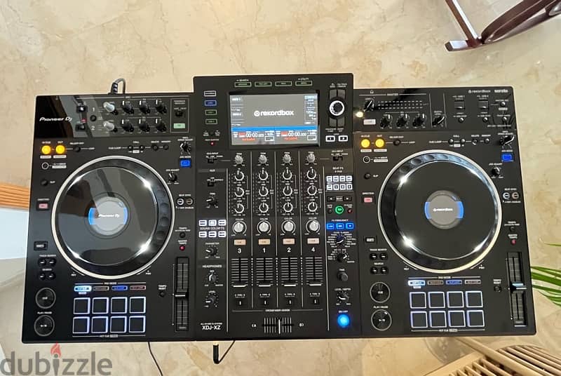 Pioneer XDJ-XZ + DECKSAVER + Magma CTRL Case 0