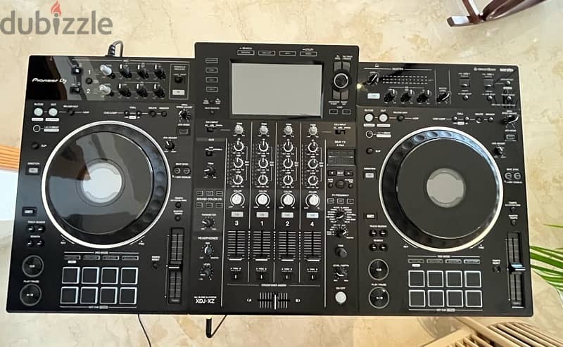 Pioneer XDJ-XZ + DECKSAVER + Magma CTRL Case 1