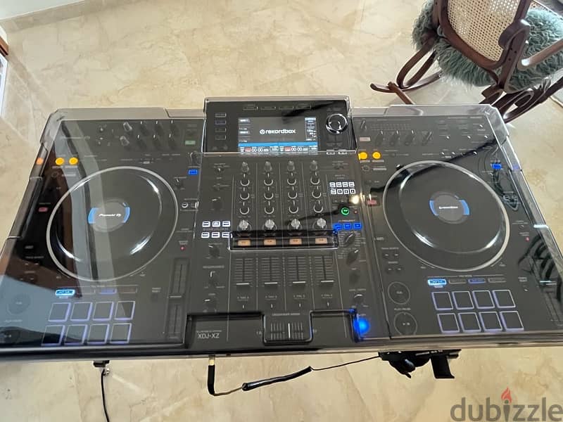 Pioneer XDJ-XZ + DECKSAVER + Magma CTRL Case 2