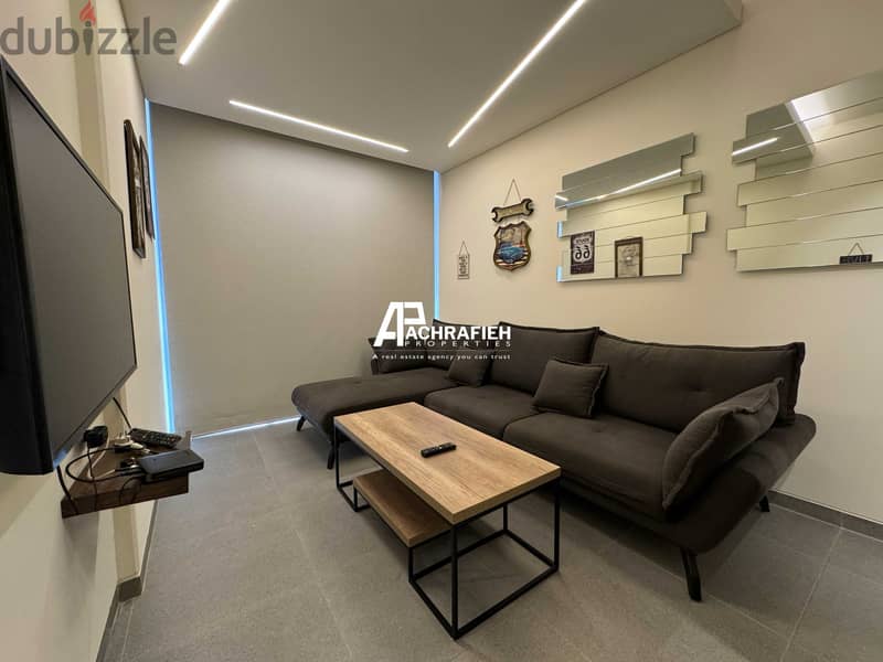 Apartment For Sale in Achrafieh - شقة للبيع في الأشرفية 1