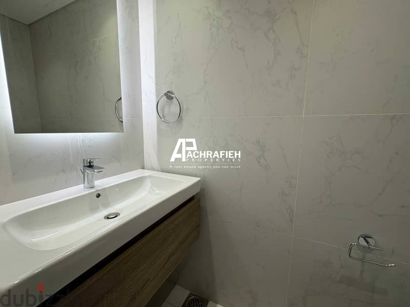 Apartment for Rent in Achrafieh - شقة للأجار في الأشرفية 15