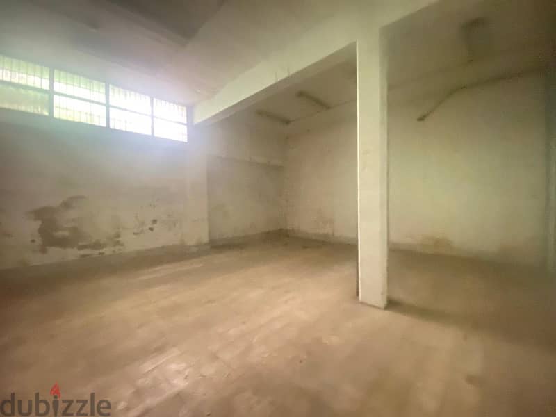 Spacious Warehouse for rent in Biakout. 6