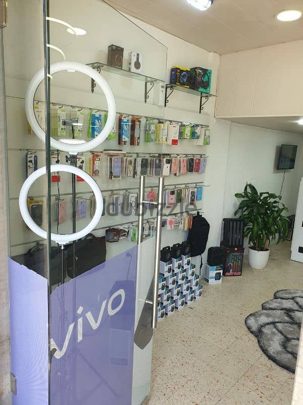 cell phone shop in shouf 1