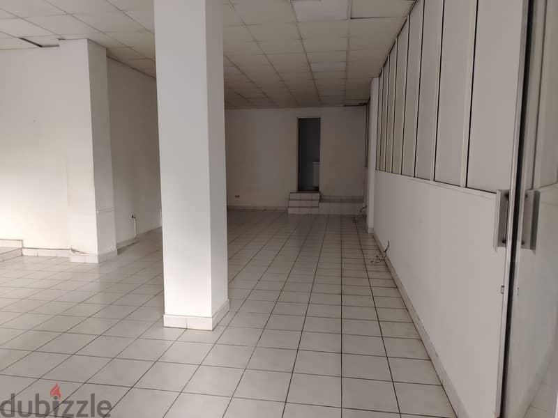 350 SQM Prime Location Warehouse in Jdeideh , Metn 0