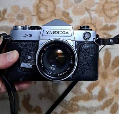 Camera Yashica J-3