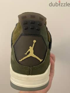 Jordan 4 Olive 0