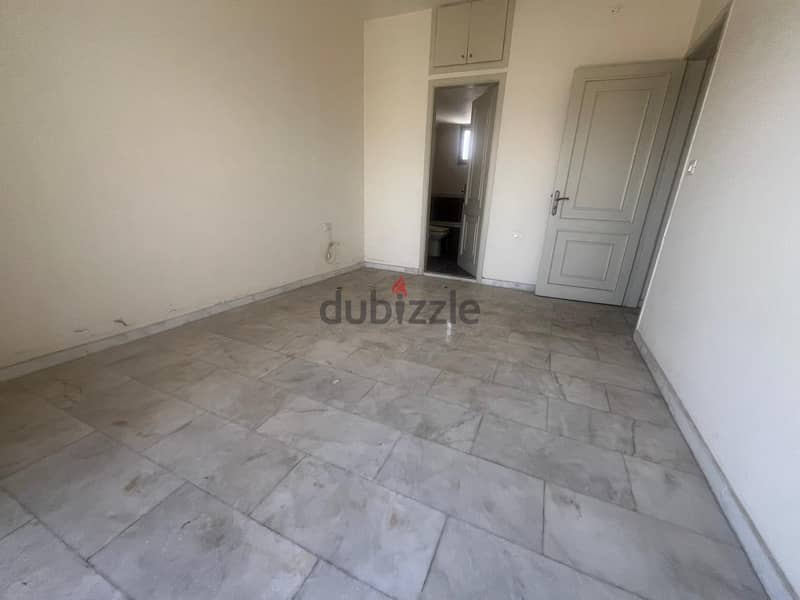 Apartment For sale in Ras El Nabeh شقة للبيع في رأس النبع 6