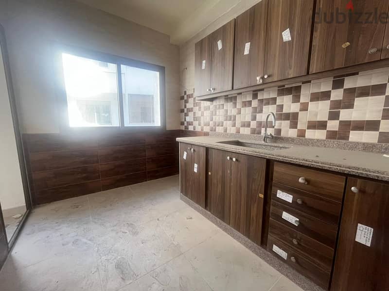 Apartment for Sale in Ras El Nabeh شقة للبيع في راس النبع 3