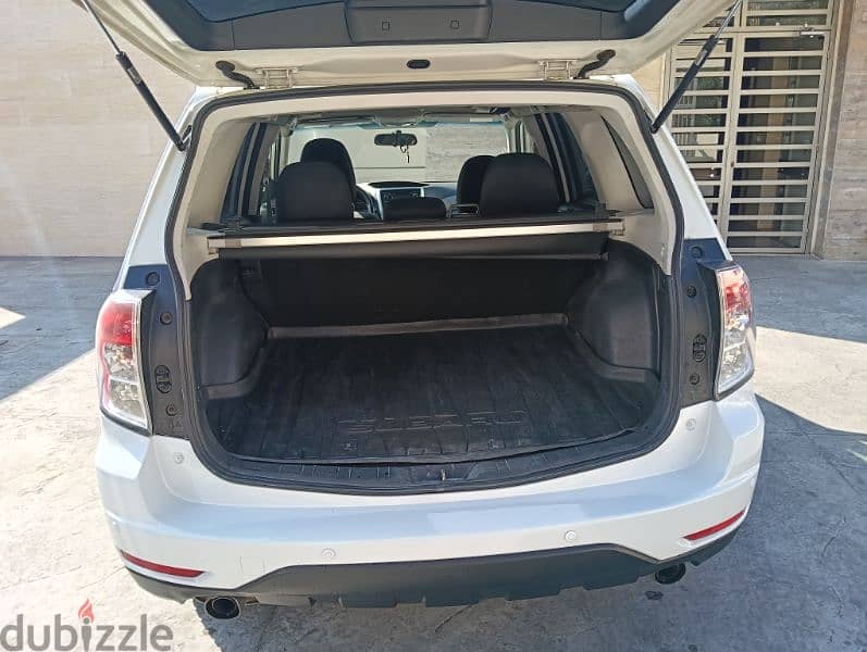 Subaru Forester 2011 4