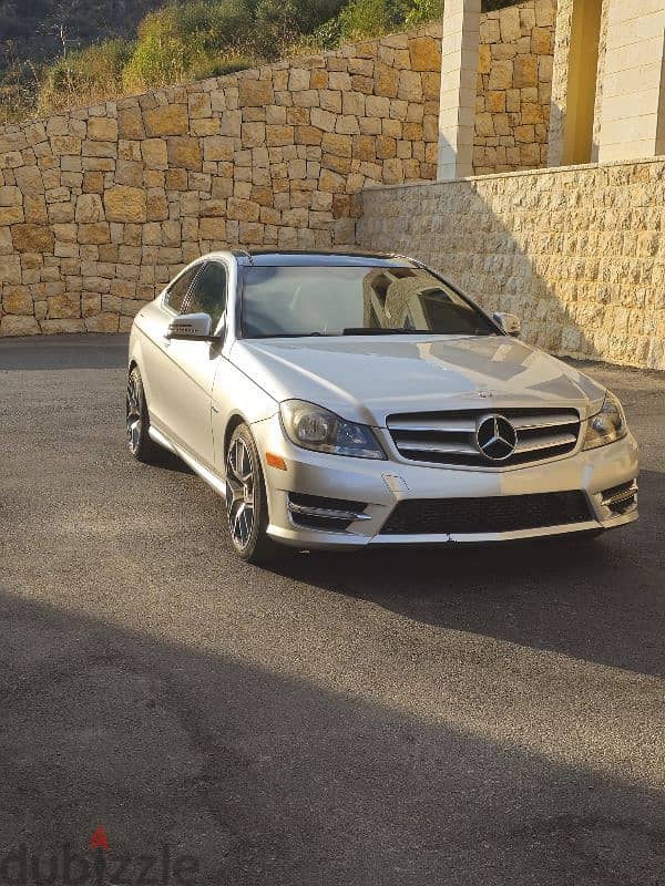 Mercedes-Benz C-Class 2012 1