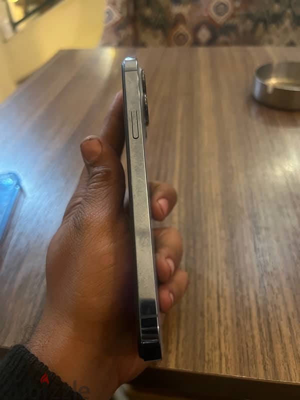 iphone 13 pro max 256GB 4